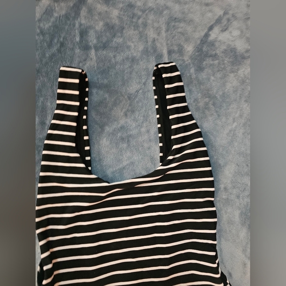 Aerie Black and White Striped One Piece Swimsuit Size M - Picture 6 of 10